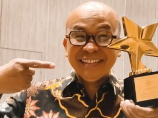 Majelis Kehormatan PP IWO  Terima Penghargaan Nugra Jasa  Dharma Pustaloka