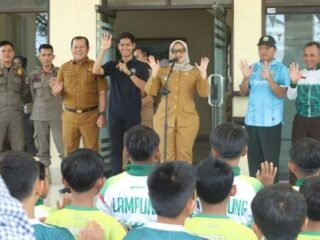 Kontingen Sepak Bola U-10 dan U-12 Lamtim Menuju Piala Gubernur