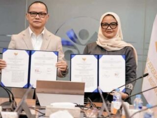 Menteri P2MI Teken MoU, Perkuat Perlindungan Pekerja Migran di Lampung Timur