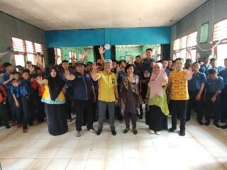 Road Show IWO dan Forkopimcam Labuhan Ratu Cegah Bullying di Sekolah