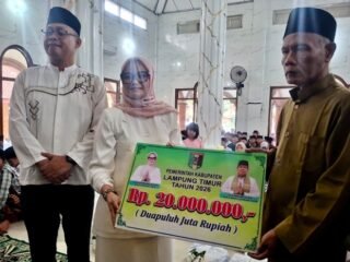 Safari Ramadan di Labuhan Maringgai, Pemkab Salurkan Hibah dan Santuni Anak Yatim