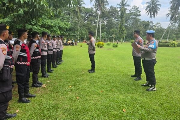 Polsek Sekampung Udik Kawal MUSCAB PKB DPC Lampung Timur Pastikan Kegiatan Politik Aman Dan Kondusif