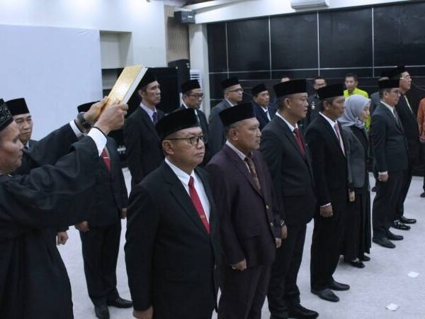 14 Pejabat Eselon II Lampung Timur Dilantik