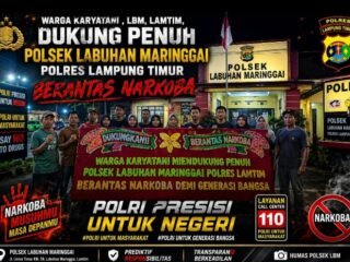 Ciduk Pegedar Sabu, Warga Kirim Karangan Bunga Ke Polsek Labuhan Maringgai