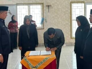 Sekda Lampung Timur Lantik 24 Kepala UPTD Puskesmas