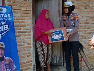 Dari Jalan Raya ke Dapur Warga, Satlantas Lamtim Tebar Empati Lewat Sembako