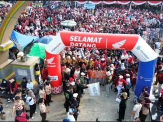 Doorprize Puluhan Juta, Jalan Sehat di Way Jepara Lamtim Tumpah Ruah