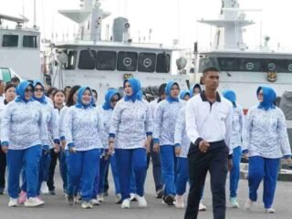 Sambut Hari Jadi Ke-81 TNI AL, Kodaeral XIV Sorong Gelar Olahraga Bersama